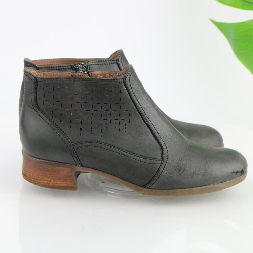 Dansko Womens Liberty Boot Size 39 8.5 Black Leather Low Heel Cutouts Bootie - Picture 4 of 11